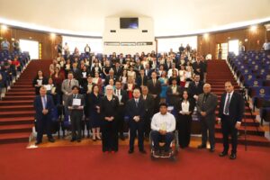 USAC reconoce a estudiantes destacados con: