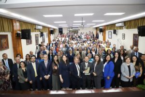 Reconocimiento a quienes construyen conocimiento todos los días