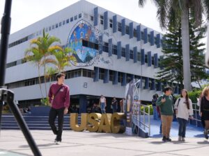 Talento e Innovación en la Feria del Emprendimiento USAC 2026